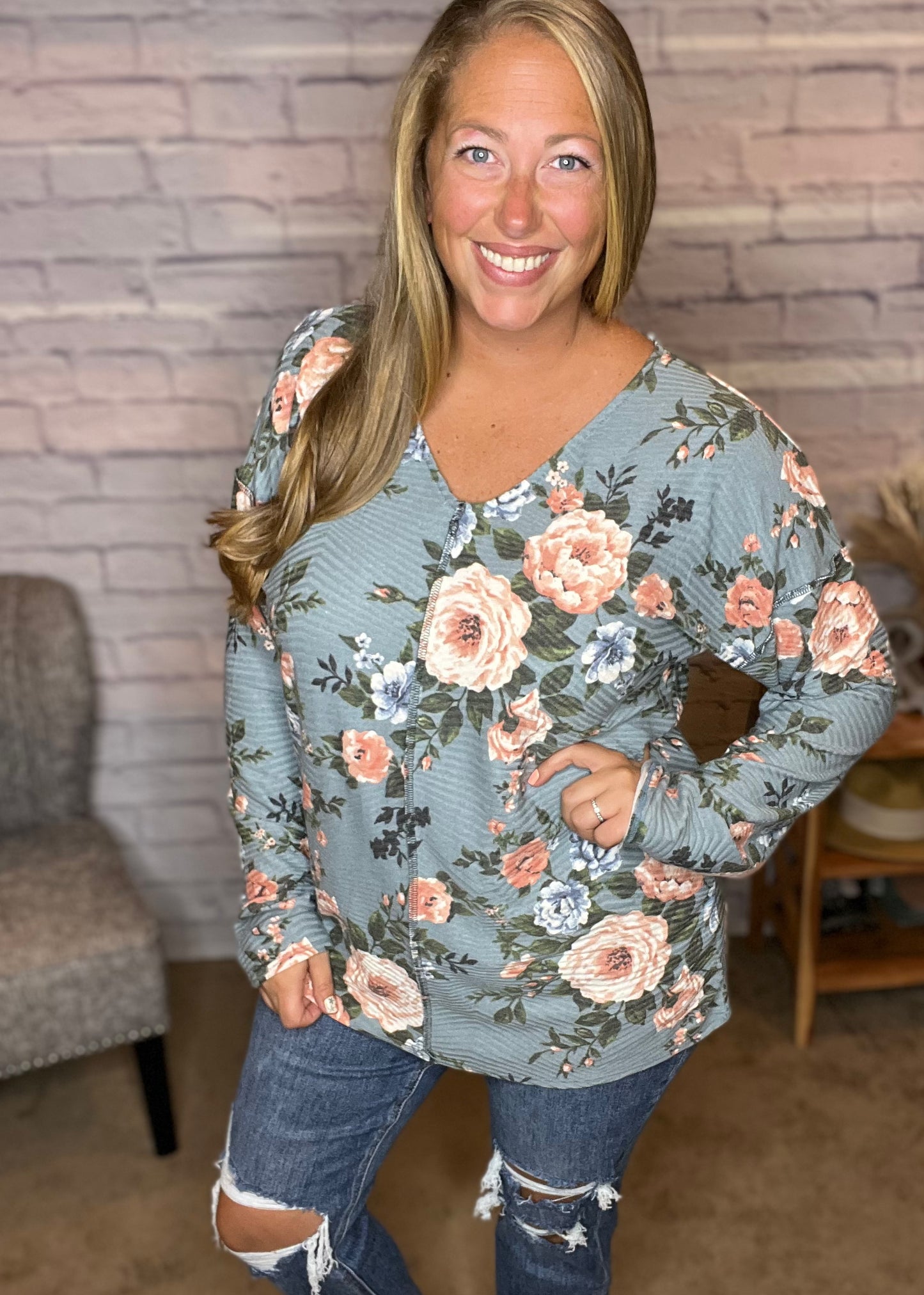 Oh So Pretty Floral Top!