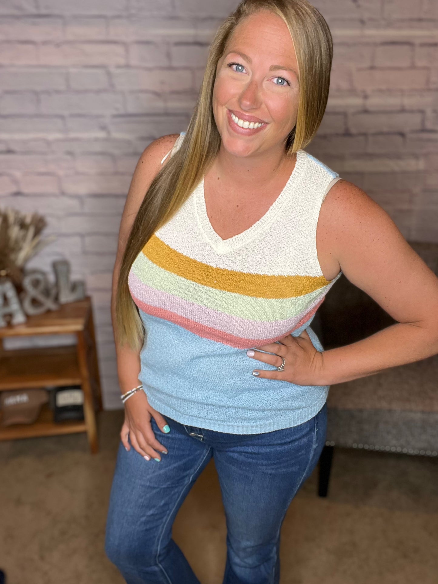 Color Block Lightweight Sweater Tank Top