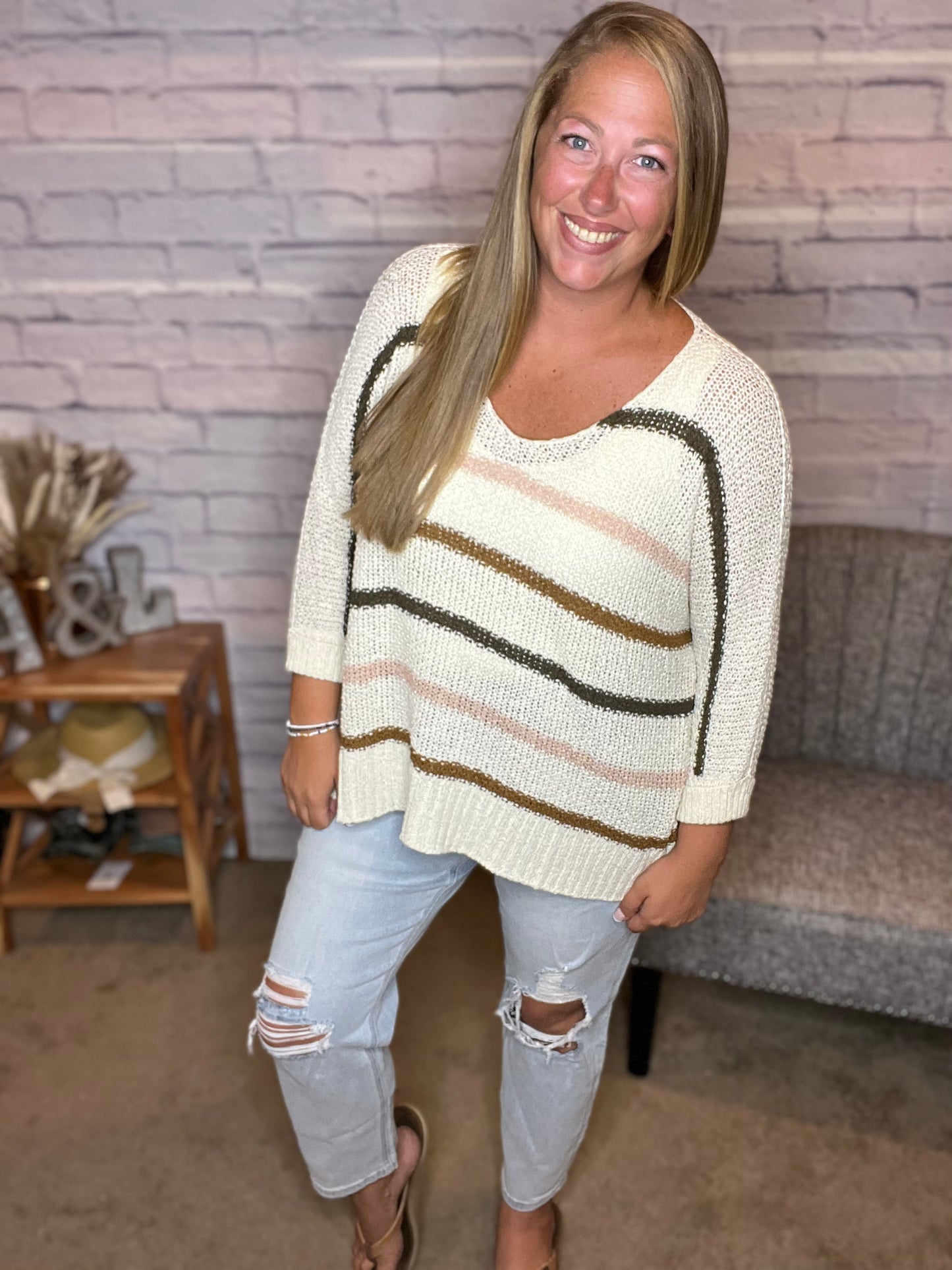 Vervet Ripped Stretch Mom Jean - Curvy Girl!