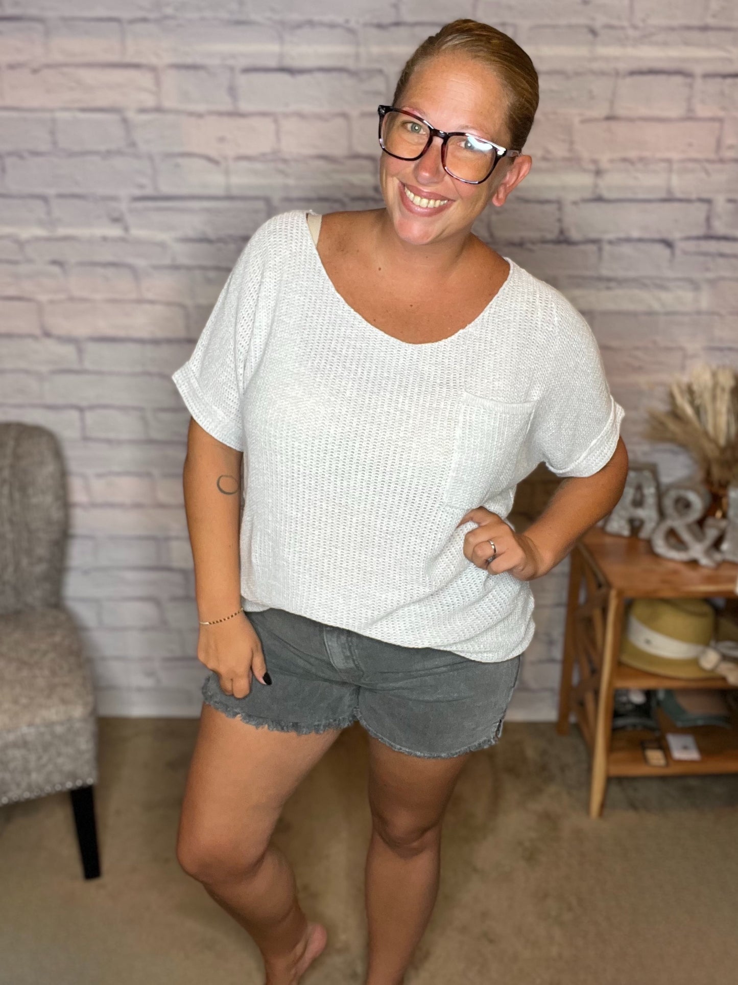 Acid Washed Frayed Hem Denim Shorts - 2 Color Options!