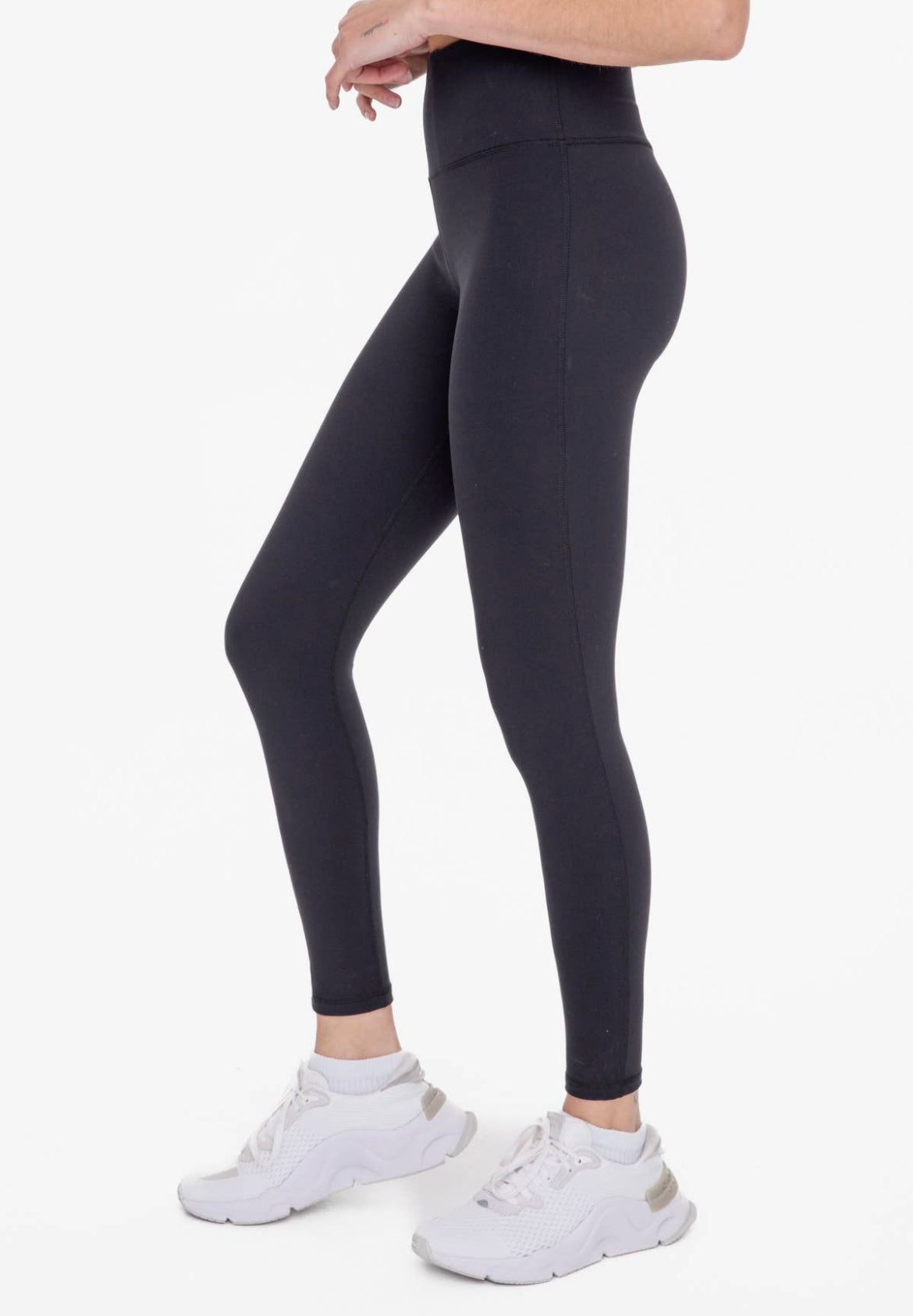 Performance Essential Highwaist Leggings