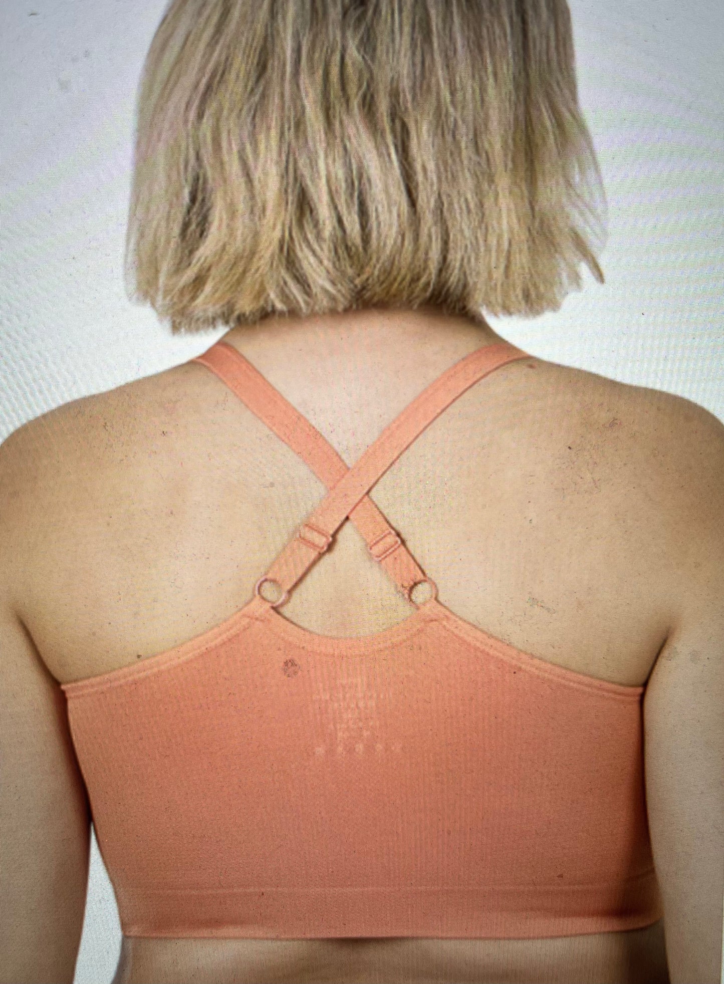 Cross Back Adjustable Seamless Bra - Curvy Girl!