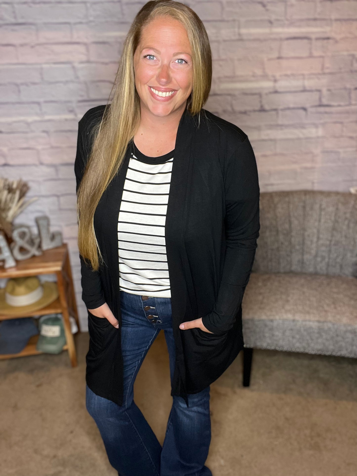 The PERFECT Cardi! 2 Colors!