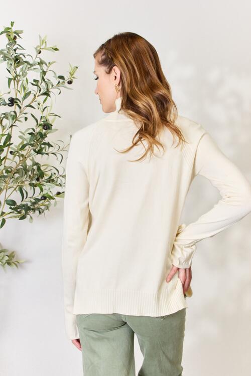 It's all in the Details Long Sleeve Turtleneck Knit Top
