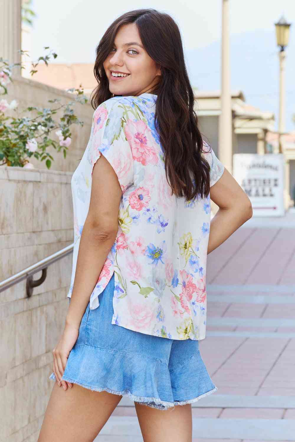 White Birch One And Only Short Sleeve Floral Print Top