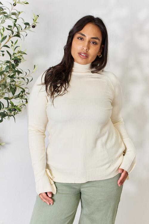 It's all in the Details Long Sleeve Turtleneck Knit Top