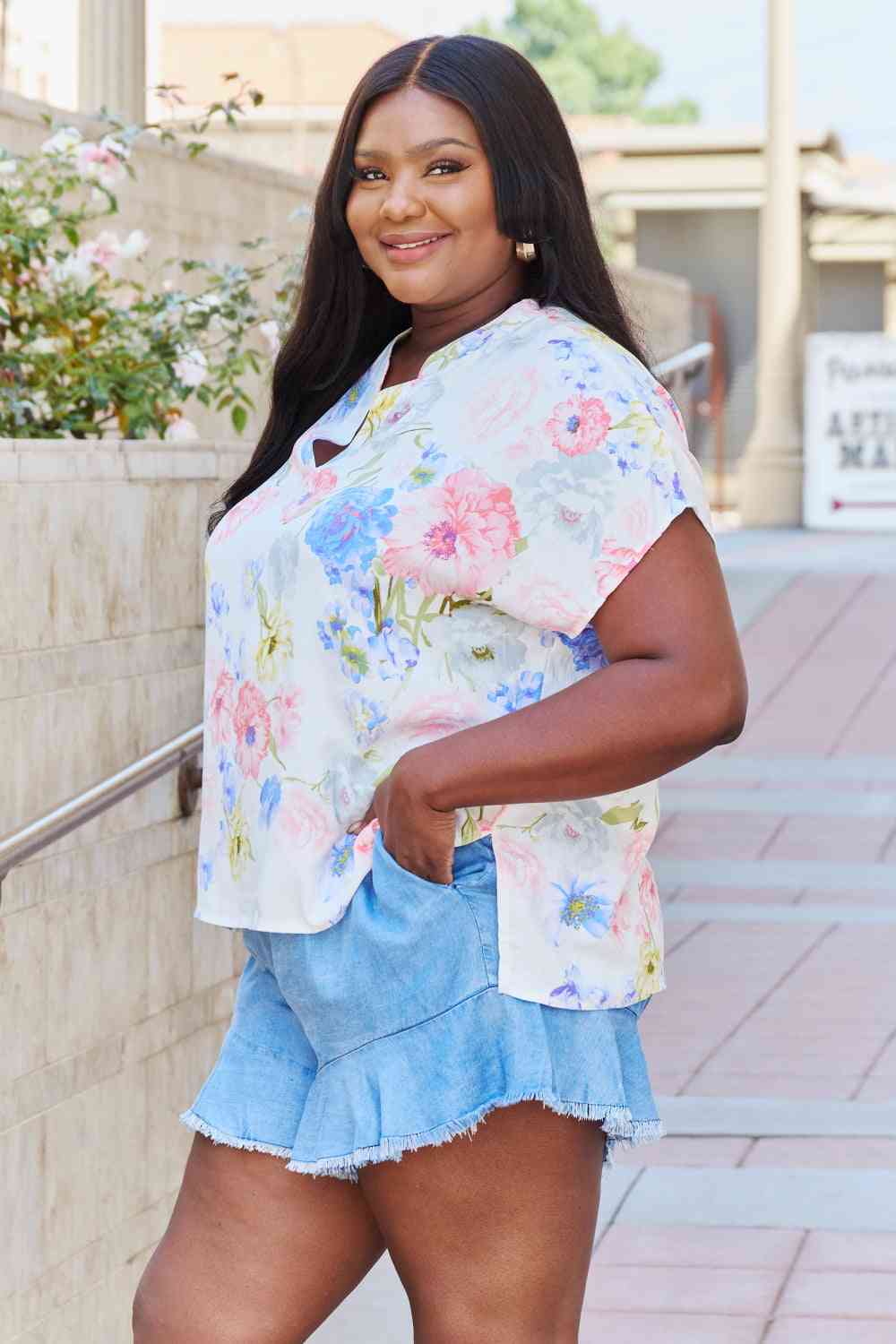 White Birch One And Only Short Sleeve Floral Print Top