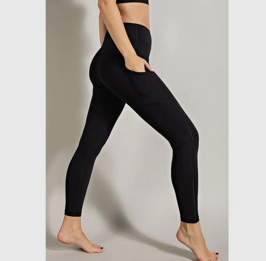 Full Length High Rise Athletic Leggings with Side Pockets