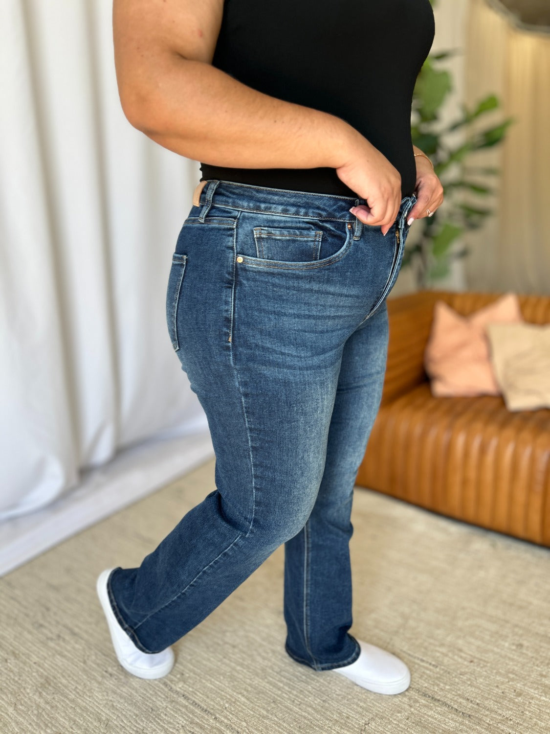 RFM Full Size High Rise Straight Tummy Control Jeans