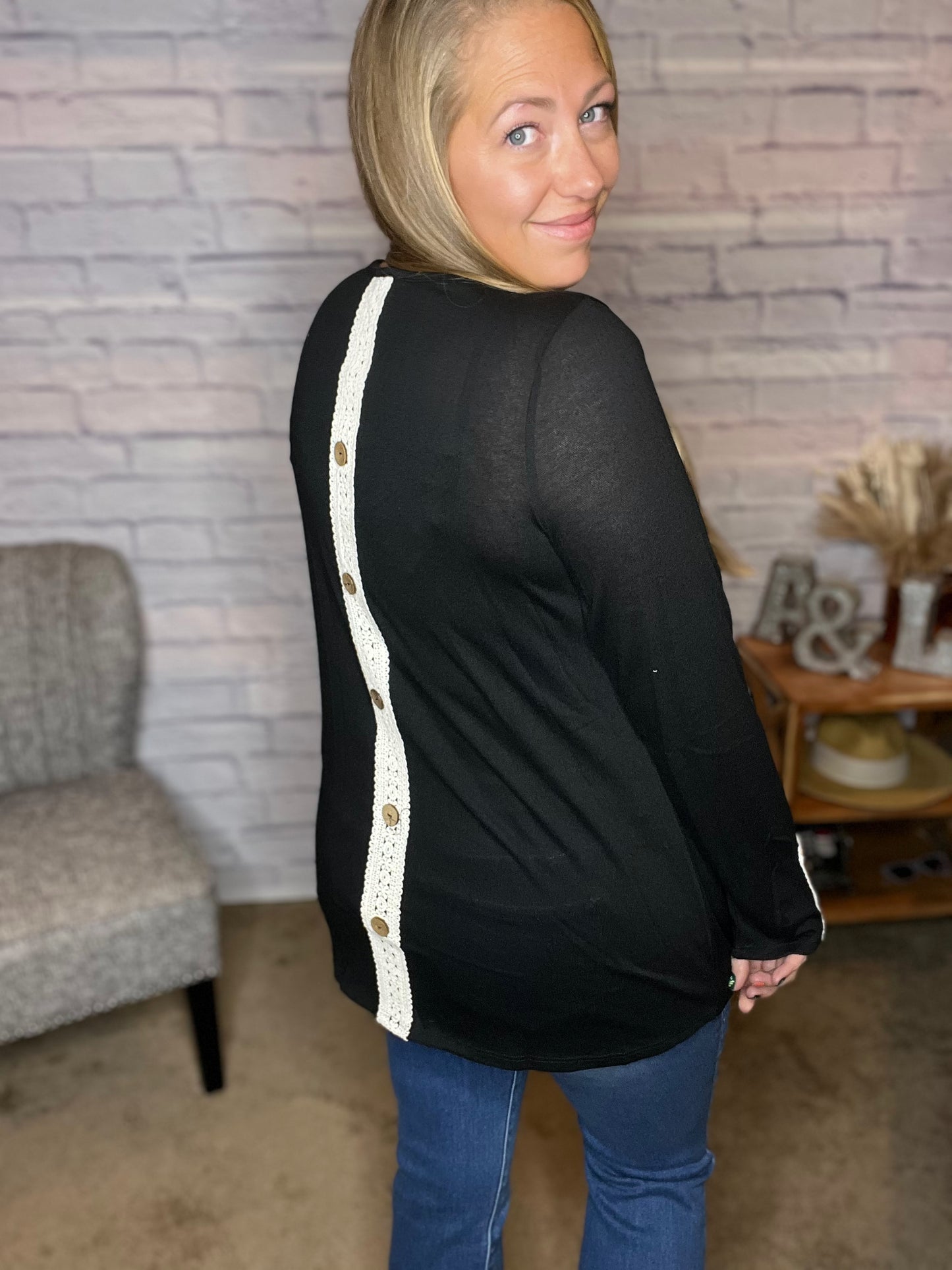 Crochet Sleeve and Back Button Detail Top - Curvy Girl Exclusive