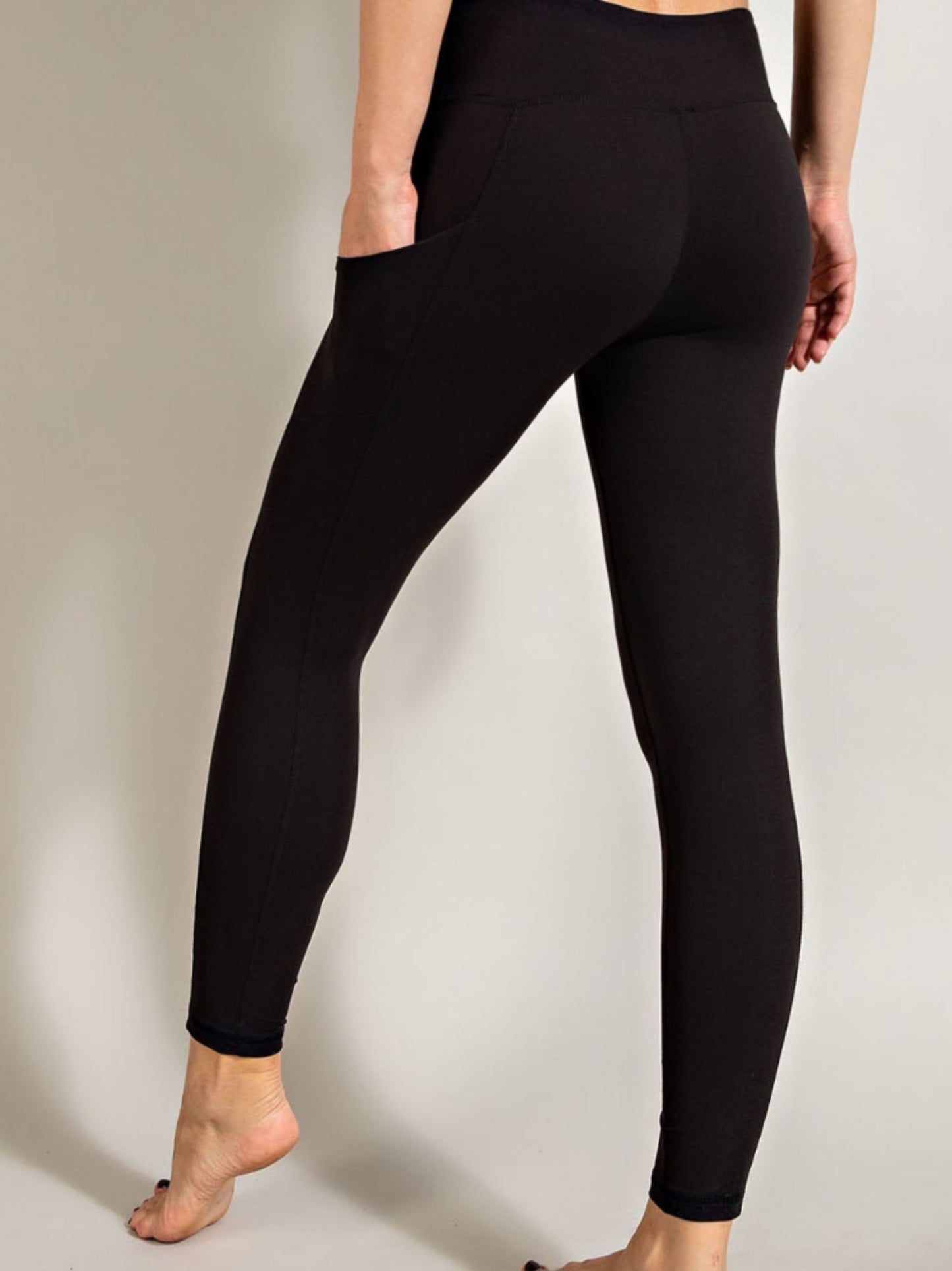 Buttery Soft Basic Leggings with POCKETS!